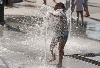 Астана мен Алматыда субұрқақ маусымы ашылды
