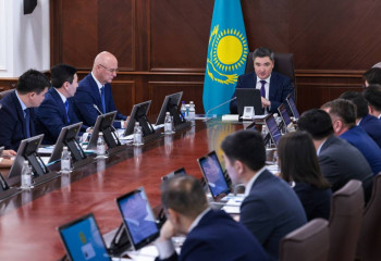 Бектенов Экономиканы демонополизациялау жөніндегі комиссия отырысын өткізді