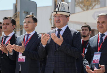Kazakhstan proposes to create regional tourism project office at forum in Kyrgyzstan