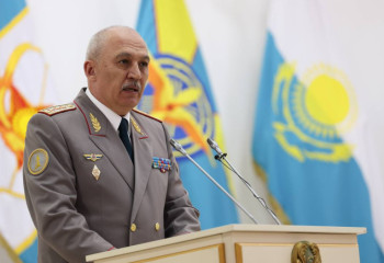 В Минобороны Казахстана наградили военных ко Дню защитника Отечества и 80-летию Победы