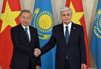 Қасым-Жомарт Тоқаев пен То Лам шағын құрамда келіссөз жүргізді