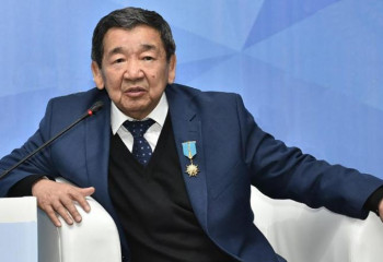 Бүгін – қазақтан шыққан тұңғыш Олимпиада чемпионы Жақсылық Үшкемпіровтің туған күні