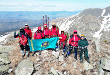 ТЖМ құтқарушылары «Үш ағайынды» шыңын бағындырды