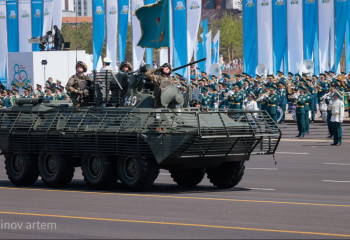 Астанадағы әскери шеру ел рухын көтерді