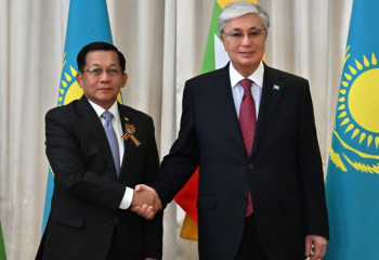 Президент  Мьянма Премьер-министрі Мин Аун Хлайнмен кездесті