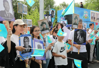 «Жеңіс лентасы» и живые истории: как алматинцы выражают благодарность героям