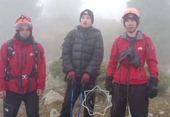 В горах под Алматы спасатели МЧС нашли заблудившегося туриста на высоте более 3000 метров