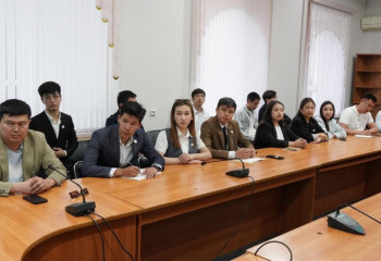 Встреча на тему «Государственные символы — основа национальной идентичности» прошла в Уральске