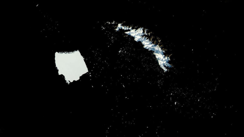  © NASA Earth Observatory 