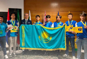 Қазақстандық жас химиктер олимпиадада Жапония мен Қытайды басып озды