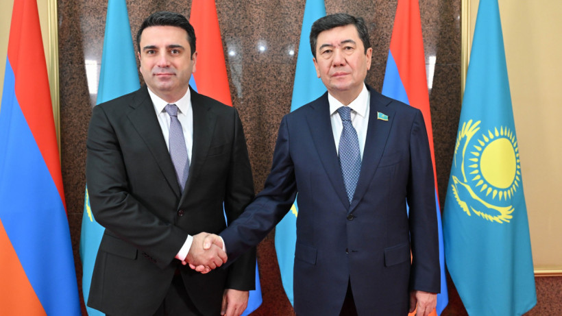  Мәжілістің баспасөз қызметі 