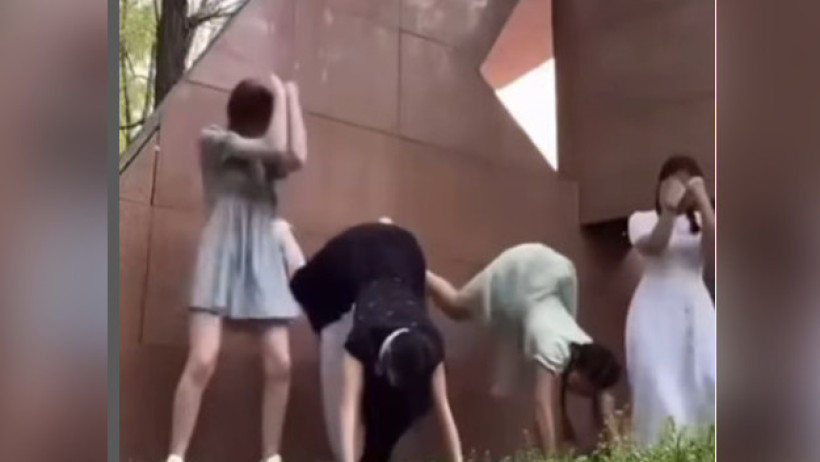  Кадр из видео /социальная сеть 