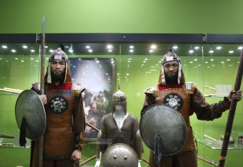 Ночь музеев в Алматы собрала более 20 тысяч человек: история ожила в лицах и кюях