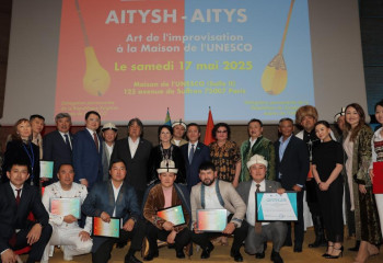 Historic international aitys brings together Kazakh and Kyrgyz akyns for first time at UNESCO headquarters in Paris