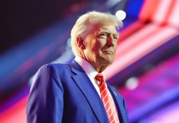 Russia and Ukraine to begin ceasefire talks 'immediately', Trump