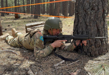 Казахстанские сержанты стали лучшими в марш-броске и стрельбе на международном конкурсе Best Warrior в США