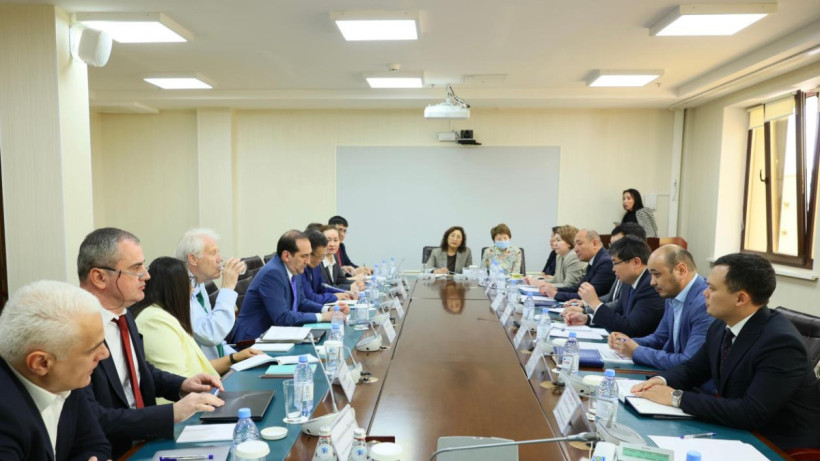  Kazakh Ministry of Finance 