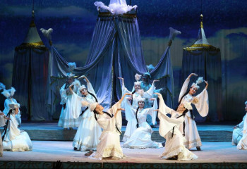 В Алматы прошла опера «Кыз Жибек» в честь 120-летия корифеев казахского искусства