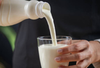 Ер адам айранның орнына құрылыс желімін ішіп қойған