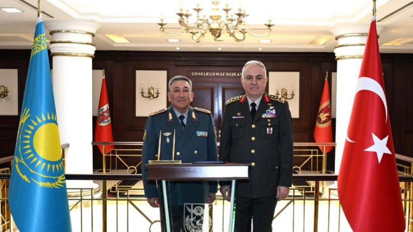  Қорғаныс министрлігі 