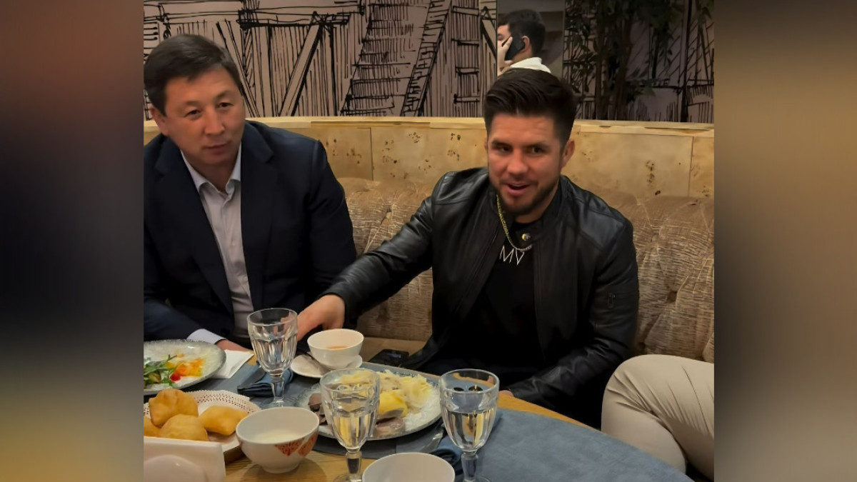  Скриншот сторис Шавката Рахмонова в Инстаграм 