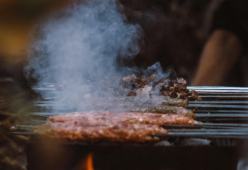 «Жүрегіне шампур тығып алған». Қаскелеңде мектеп бітірушілер кеші қайғылы аяқталды