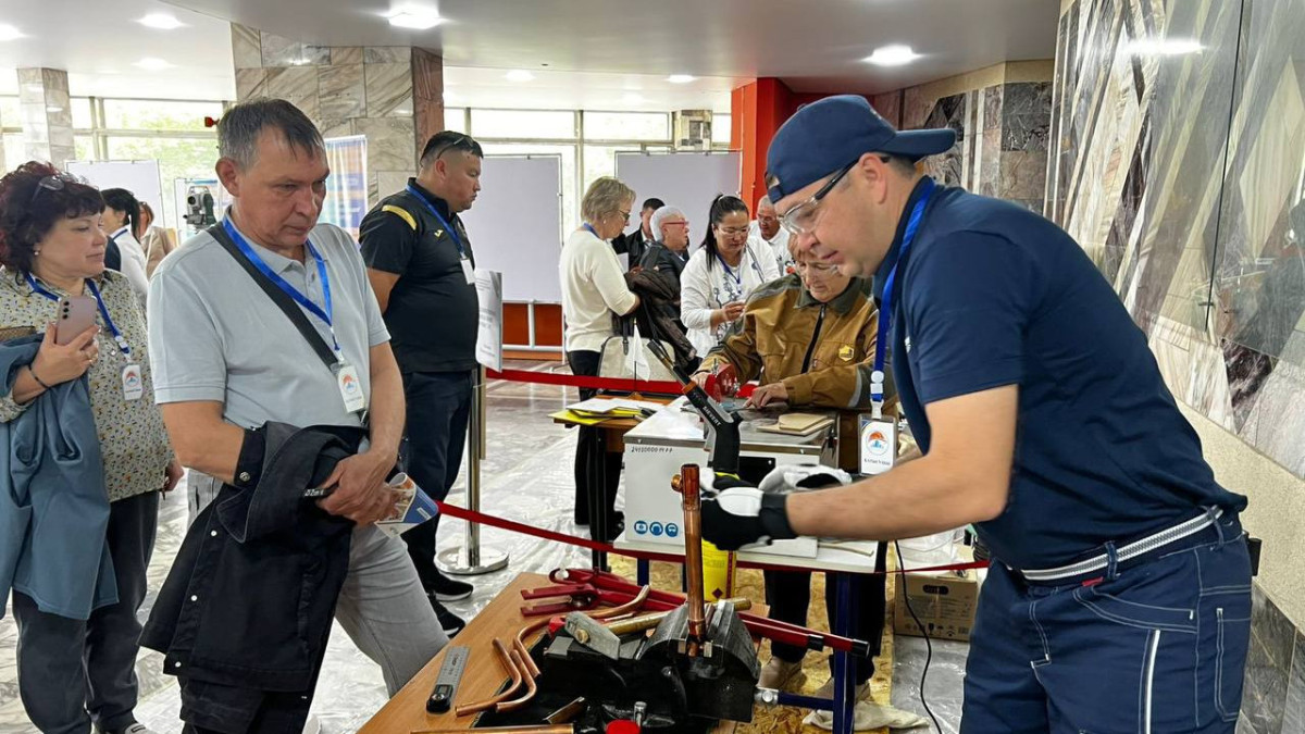  Акимат области Абай 