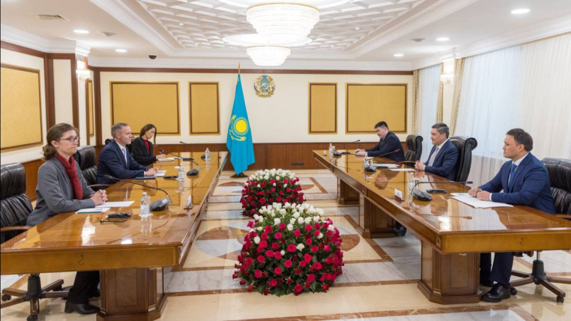  Үкіметтің баспасөз қызметі 