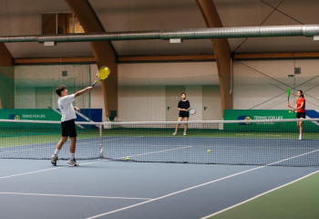 Атырауда тенниспен шұғылданатын балалардың саны артты