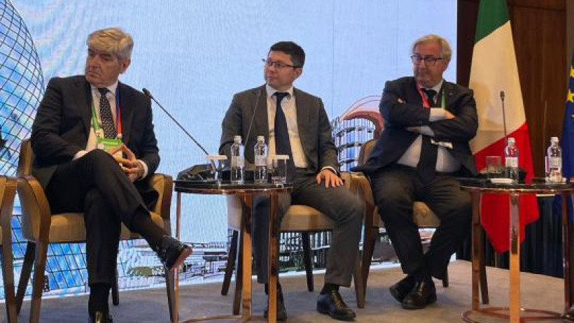  © Комитет промышленности 