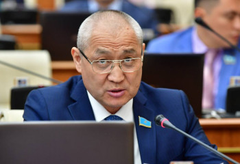 Мұнай мен газдың заманы өтіп бара жатыр – Еділ Жаңбыршин