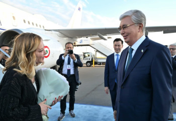 Президент Токаев встретил Премьер-министра Италии Джорджу Мелони в Астане