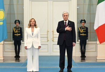 Ақордада Джорджа Мелониді салтанатты түрде қарсы алу рәсімі өтті