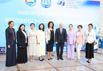 Казахстан принял участие в форуме «Женщины в сохранении ледников» в Душанбе