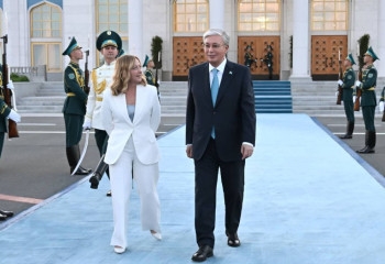 Токаев проводил Джорджу Мелони в аэропорту Астаны