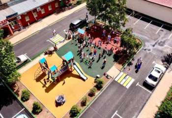 Более 40 дворов открыли в Астане в день защиты детей