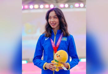 Kazakhstan's Yasmina Toxanbayeva wins bronze at World Athletics Championships