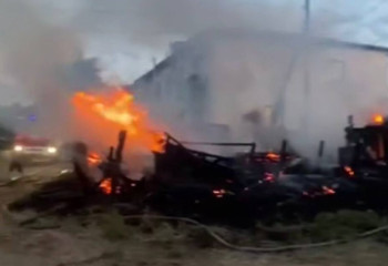 Қостанайлық құтқарушылар өрт кезінде газ баллондарының жарылуын болдырмады