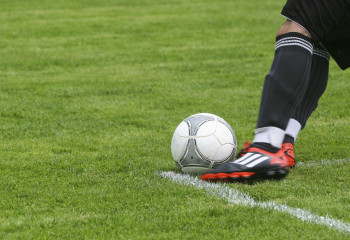 Ойын кезінде 14 жастағы футболшы қайтыс болды