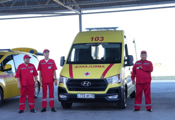 Смарт-защита на выезде: фельдшеры в Астане и Алматы начали носить видеожетоны