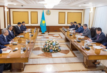 Олжас Бектенов обсудил с главой ICBC Лю Цзюнем перспективу привлечения инвестиций свыше 1 млрд юаней