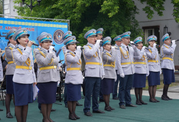 Праздничный концерт ко Дню полиции прошёл на Арбате в Усть-Каменогорске