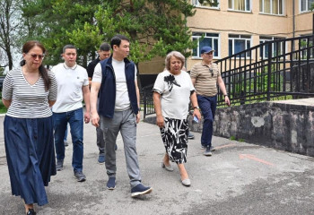 Дархан Сатыбалды поручил завершить модернизацию объектов в Бостандыкском районе без отставания от графика