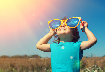 Күн сәулесі көру қабілетіне қаншалықты зиян