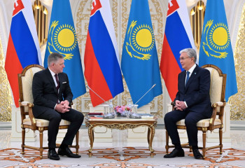 Токаев и Фицо обсудили расширение сотрудничества между Казахстаном и Словакией