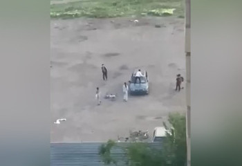 Подростки в Астане повредили автомобили на стройке