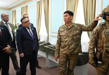 Депутаттар Арнайы операциялар күштерінің қызметімен танысты