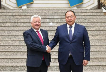 Сыртқы істер вице-министрі Молдова Елшісін қабылдады