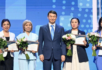 Врачи Алматы получили награды за вклад в медицину