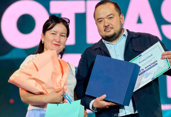 Шымкентте қала күніне орай тұрғындарға пәтер кілттері табысталды